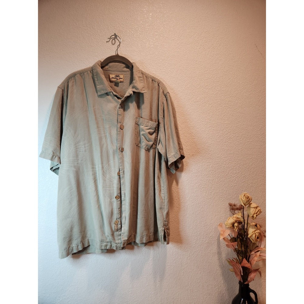Jamaica Jaxx‎ 100% Silk Shirt Men's M Short Sleeve Button Front Beige Hawaiian